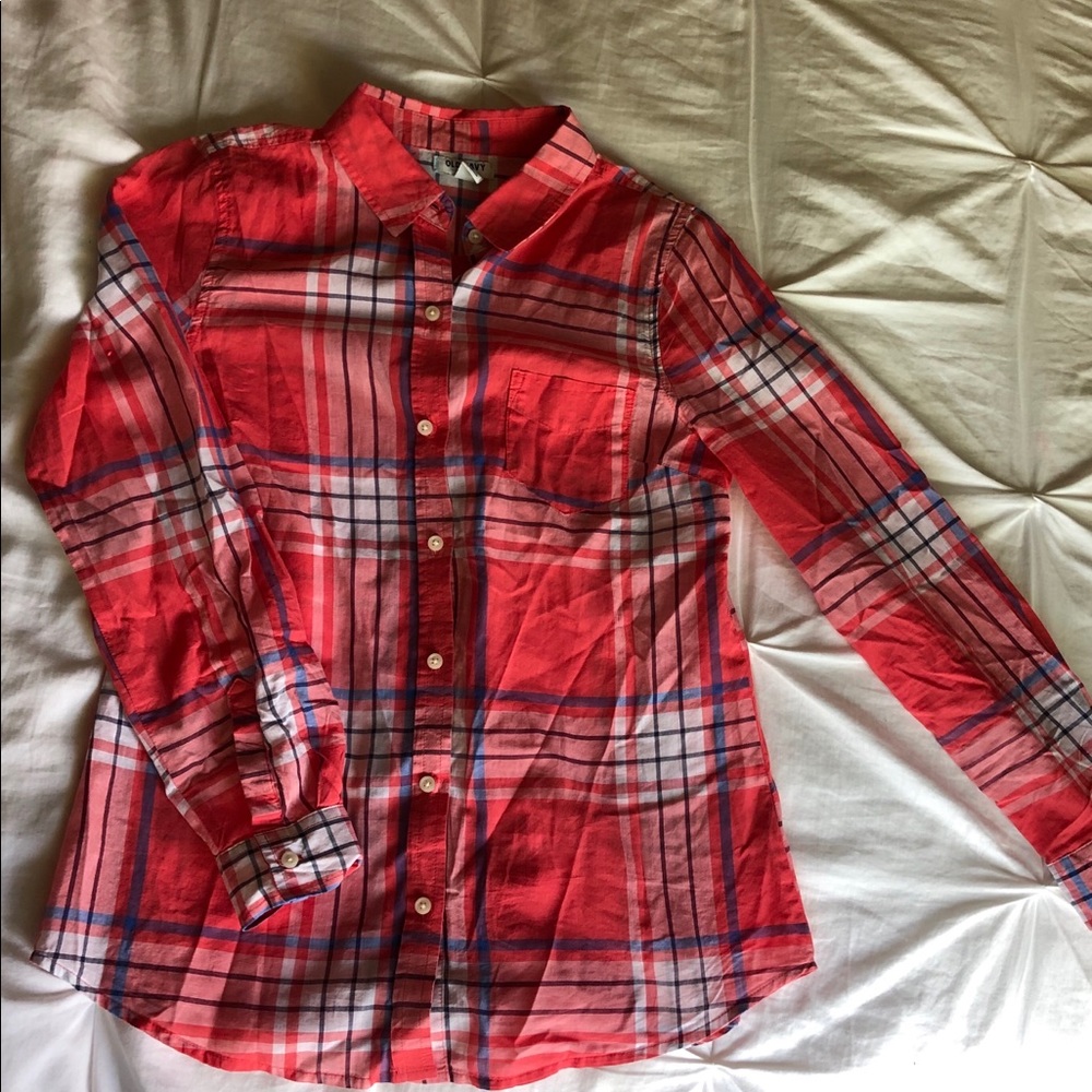 Old Navy plaid lightweight button down shirt